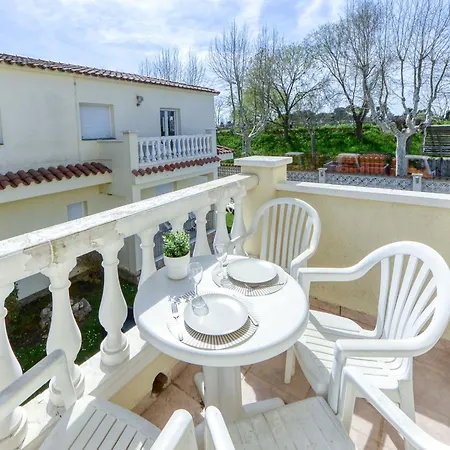 Muga-4 By Interhome Apartman Empuriabrava