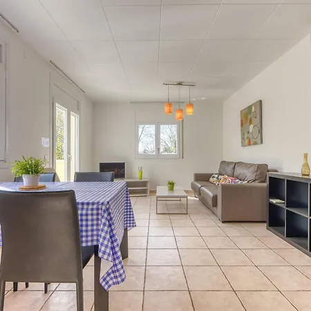 Apartamento Muga-4 By Interhome *